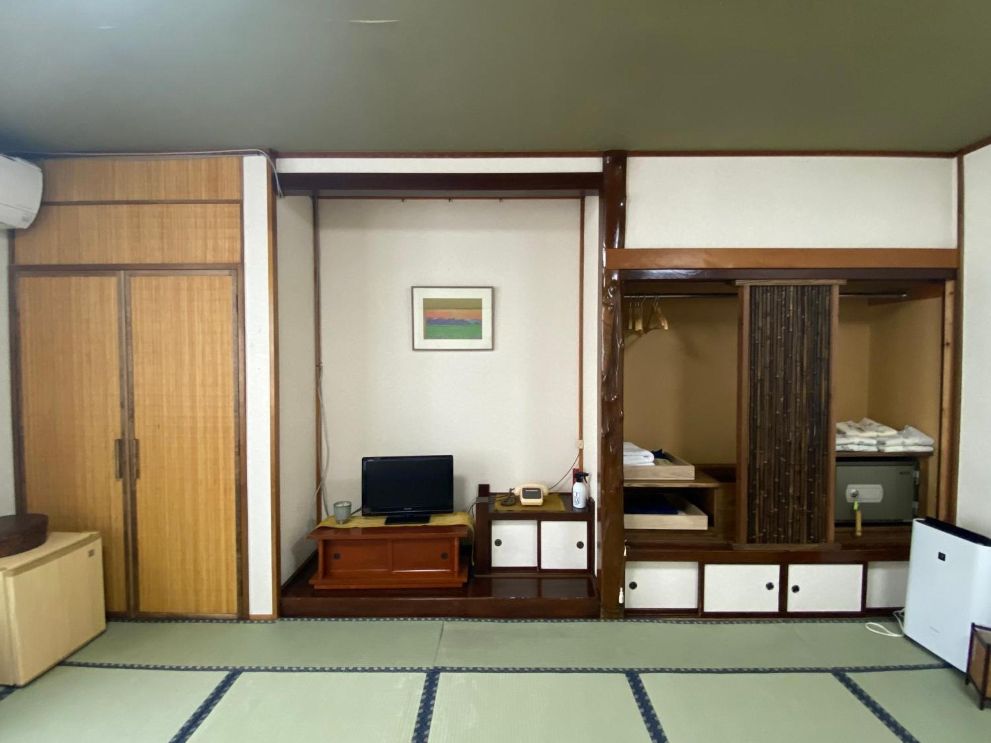 Tabinoyado Saikawa Hotel Kuroishi Exterior photo